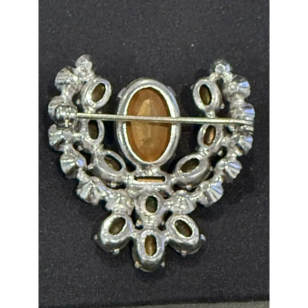 Unbranded vintage clear